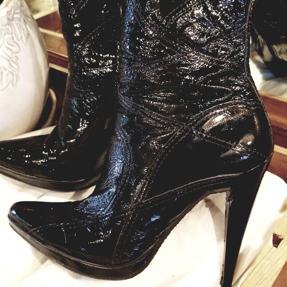 Carlos by Carlos Santana Fuse Black Patent Boots